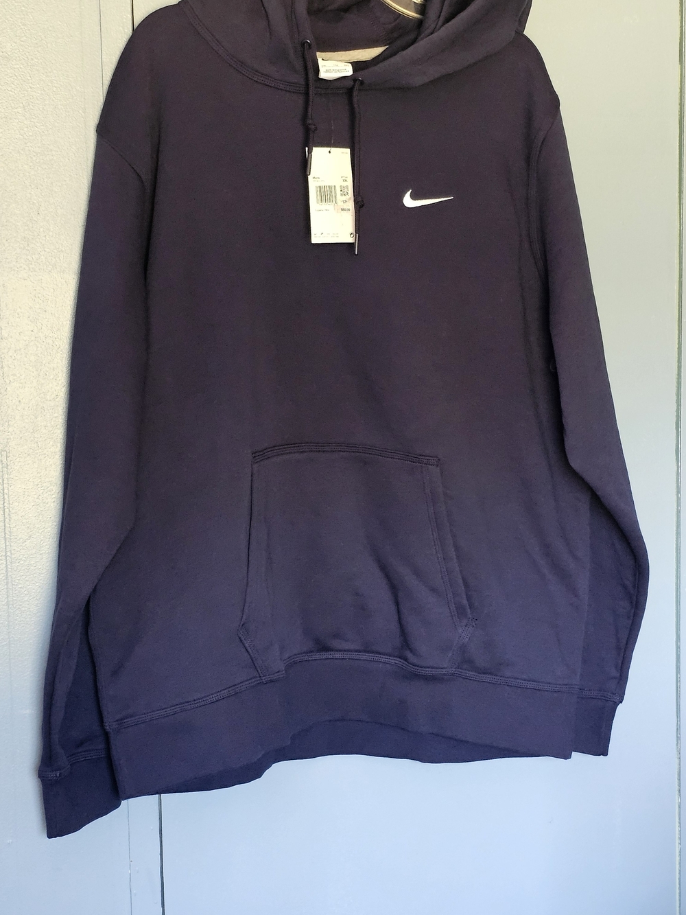 Nike Men’s Dark Blue Pullover Hoodie with Swoosh